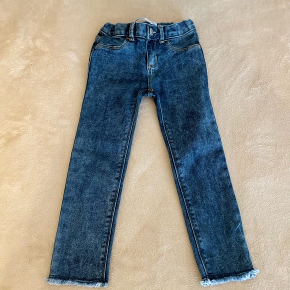 Old Navy Ballerina Blue Washed Toddler Jeans - Size 4T - Picture 8 of 9